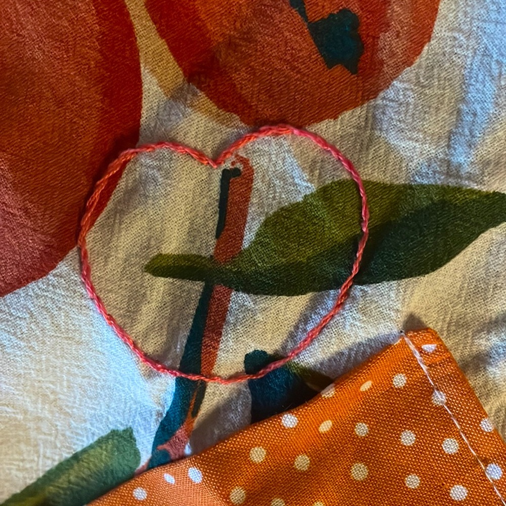 Handmade “Feelin Peachy” Apron 🍑 - Picture 9 of 12